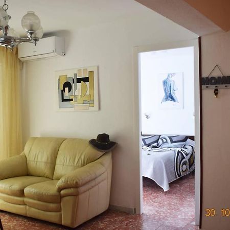 Apartamento En El Centro De Alicante Exteriör bild