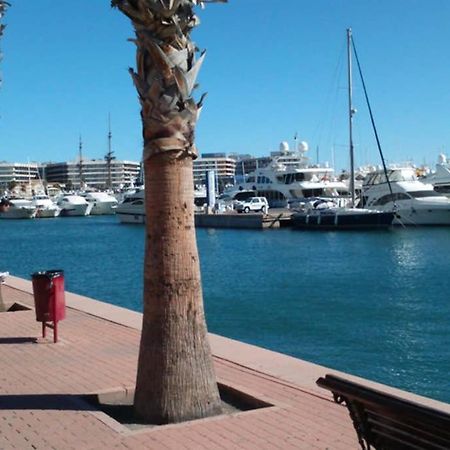 Apartamento En El Centro De Alicante Exteriör bild